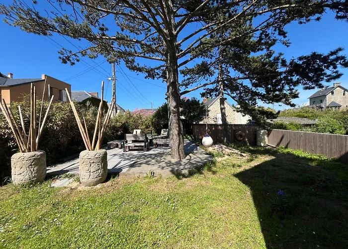 Holiday home Les Tamaris - Grande Maison De - Jacuzzi *