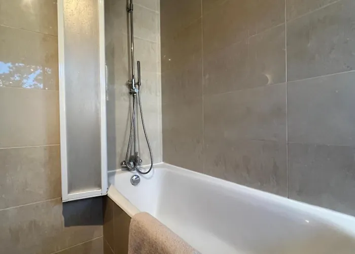 Les Tamaris - Grande Maison De - Jacuzzi Holiday home Carolles