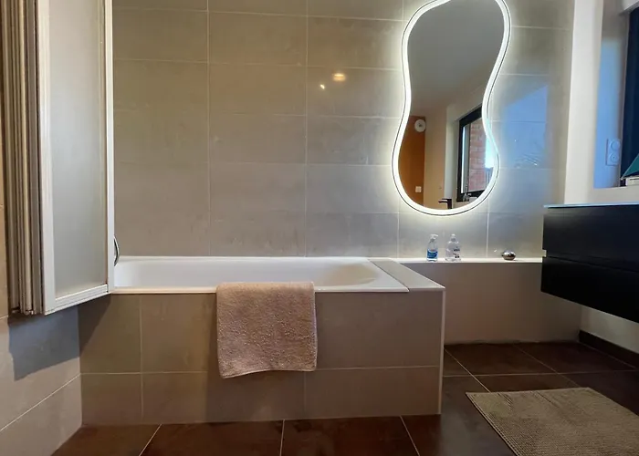 Holiday home Les Tamaris - Grande Maison De - Jacuzzi